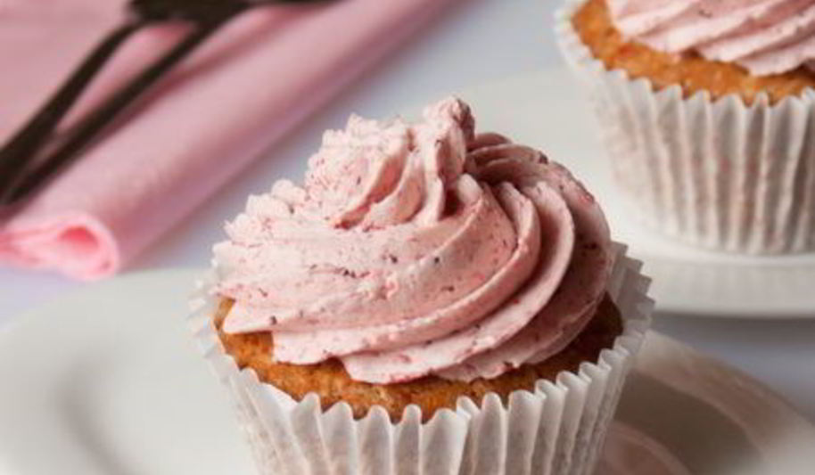 Рецепт капкейки с клубничным кремом