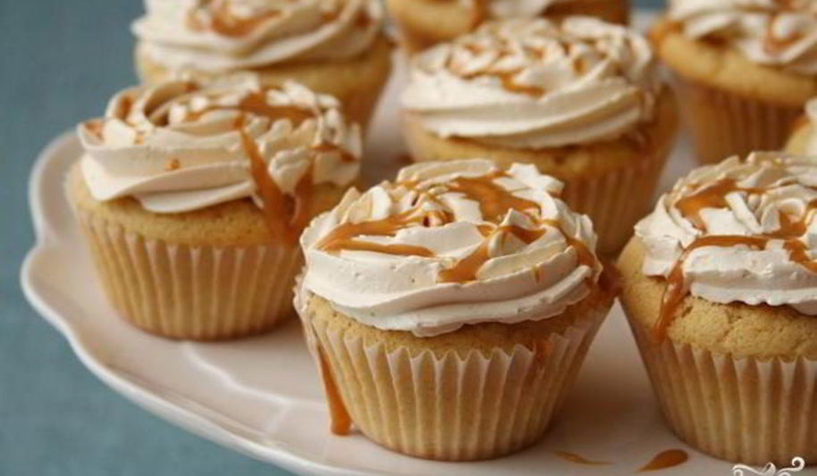 Рецепт капкейки с молочной карамелью и кремом