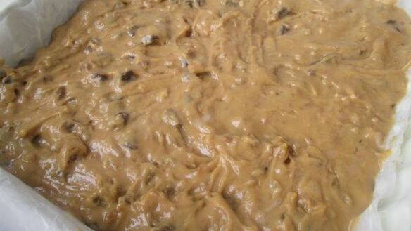 ШАГ 6. кекс на сгущенном молоке коровка