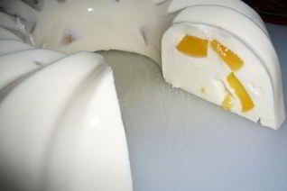 Кекс с ананасами без выпечки