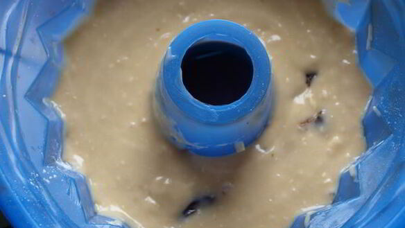 ШАГ 6. кекс с финиками и кунжутом