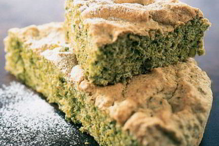 Кекс с фисташками