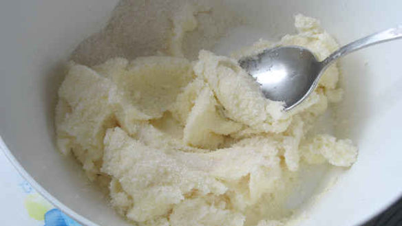 ШАГ 6. кекс с маком, орехами и шоколадом три желания