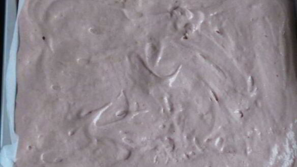 ШАГ 7. кекс с малиновым сердечком