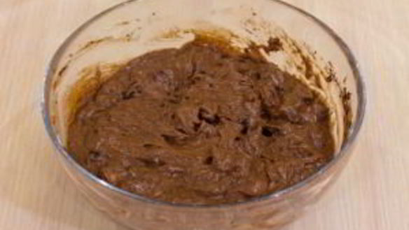 ШАГ 7. кекс с марципаном и клюквой