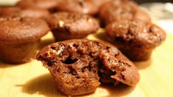 ШАГ 8. кексы red velvet с сюрпризом