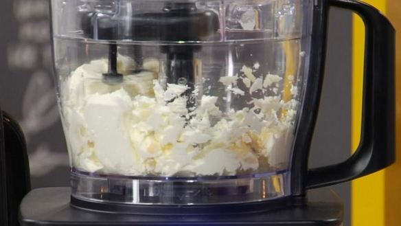 ШАГ 3. кексы шоколадный плен да банановый крем