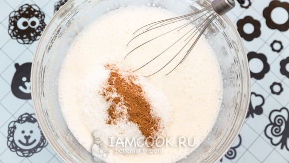 ШАГ 3. кокосовый кекс с вяленой черникой