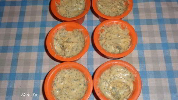 ШАГ 7. маковые кексы в ромовом сиропе