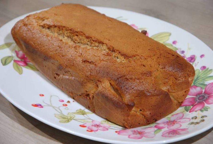 Медовый кекс на сметане с орехами пекан