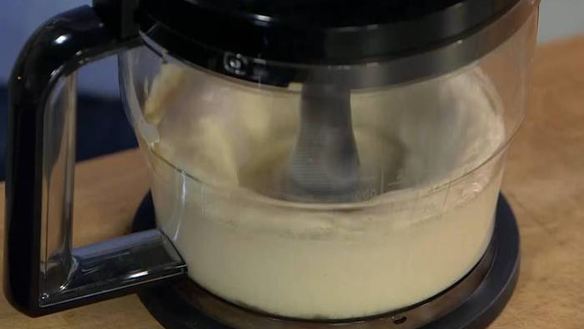 ШАГ 3. медовый кекс на сметане с орехами пекан