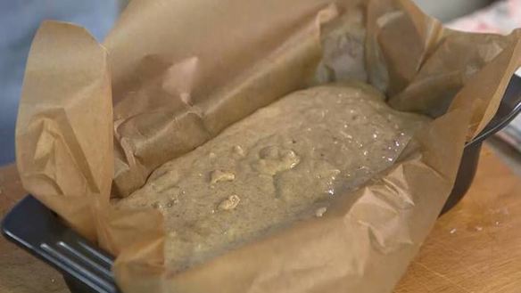 ШАГ 7. медовый кекс на сметане с орехами пекан