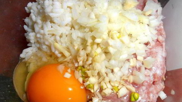 ШАГ 6. мясные кексы 3в1