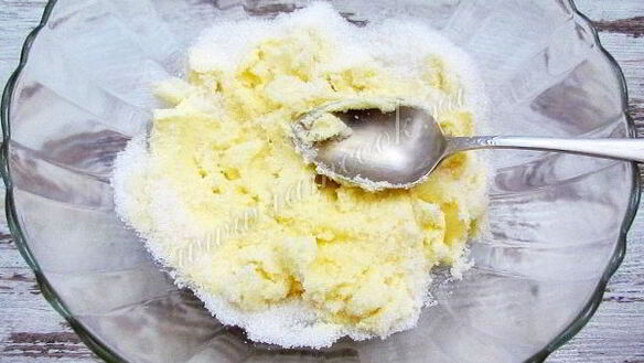 ШАГ 3. шоколадный кекс с грушами