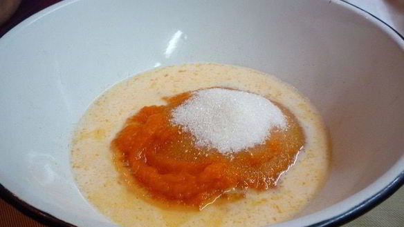 ШАГ 3. тыквенно-маковые кексы с воздушным кремом веселые привидения