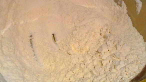 ШАГ 2. батон нарезной