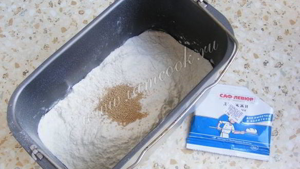 ШАГ 7. белый хлеб с чесноком