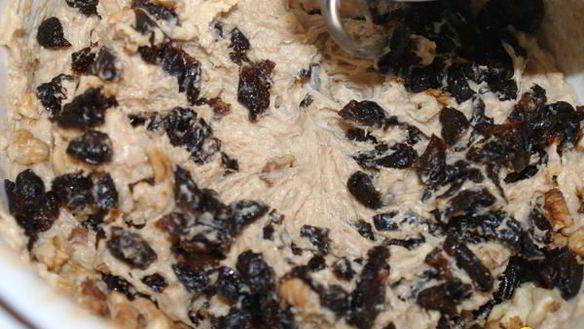 ШАГ 8. хлеб с черносливом и орехами