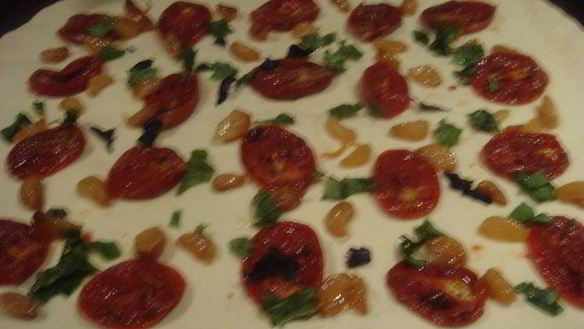 ШАГ 3. хлеб с печеными помидорами и чесноком