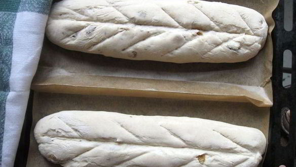 ШАГ 8. хлеб с тмином и изюмом