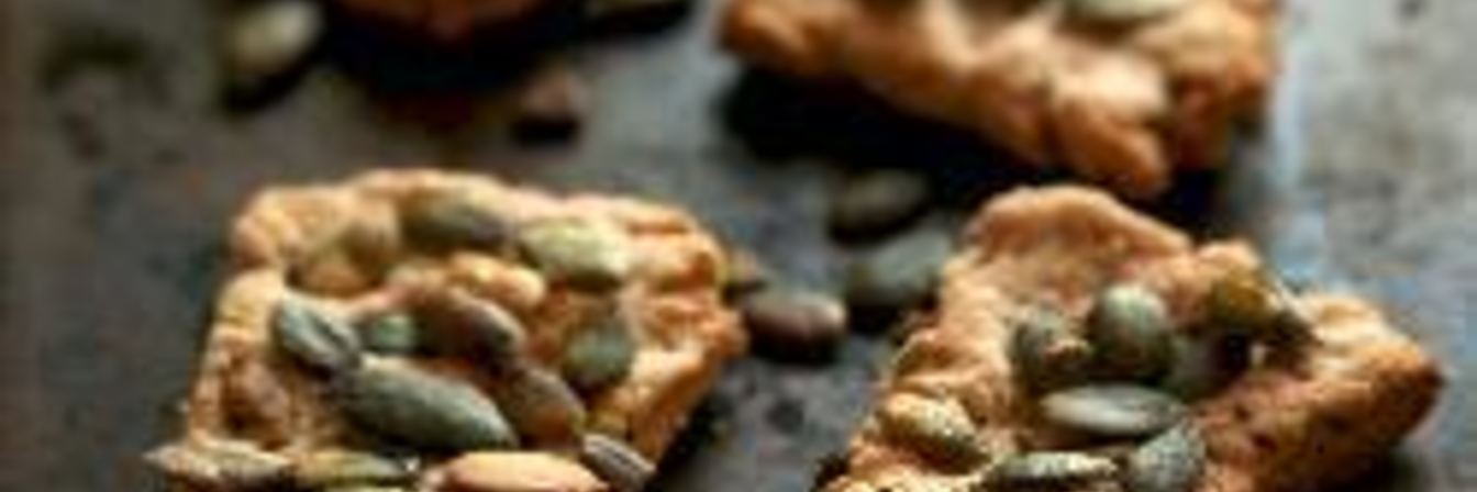 Хлебцы с тыквенными семечками