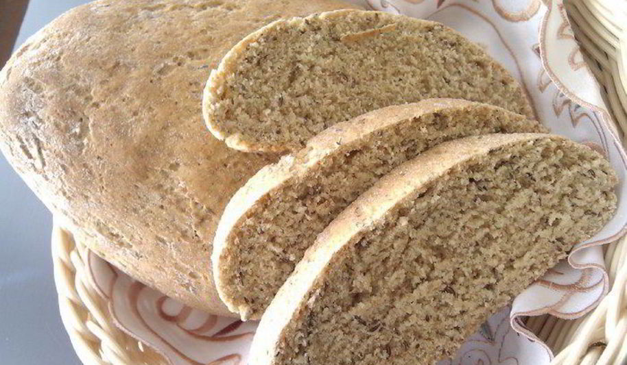 Рецепт кукурузный хлеб с тмином и отрубями