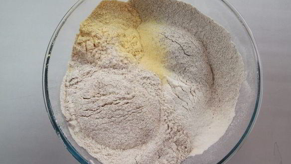 ШАГ 2. мультизлаковый хлеб с семечками