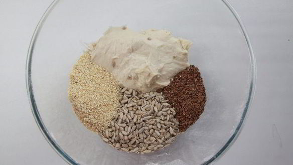 ШАГ 3. мультизлаковый хлеб с семечками