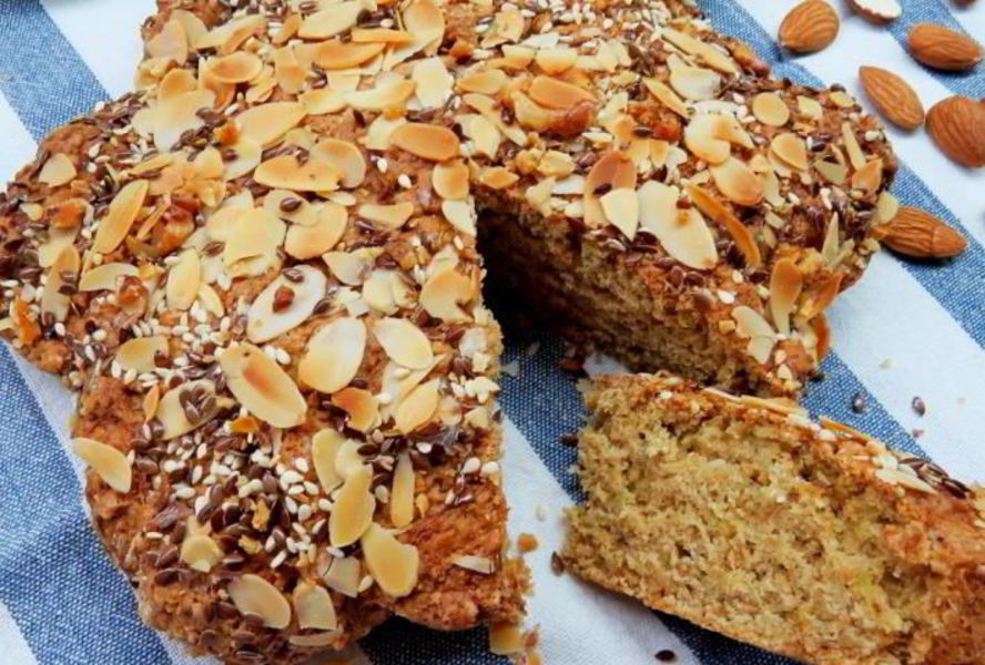 Постный кабачковый хлеб