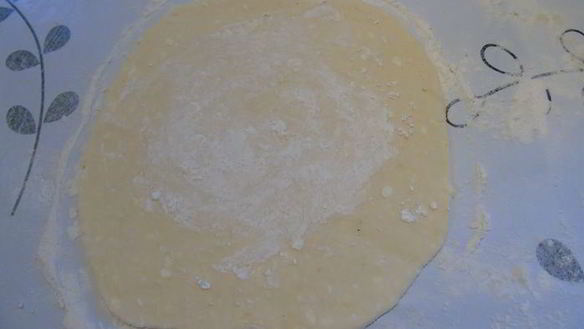 ШАГ 4. творожные мини-галеты со сливой