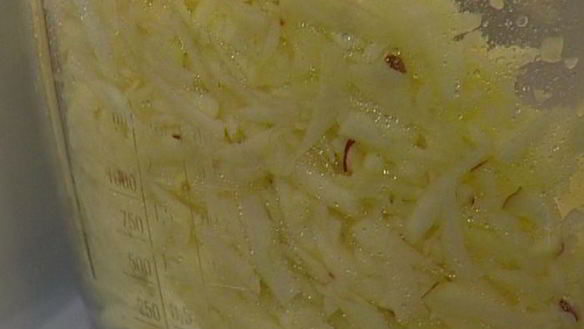 ШАГ 3. яблочный хлеб