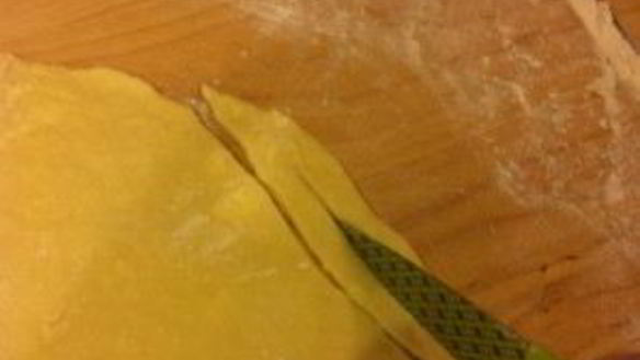 ШАГ 2. хворост хрустящий на водке