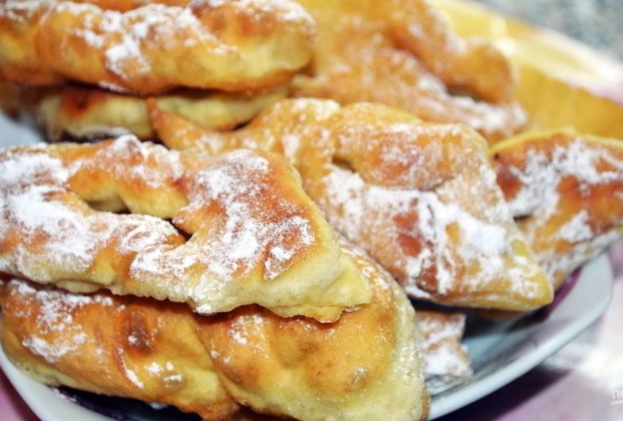 Хворост на кефире мягкий