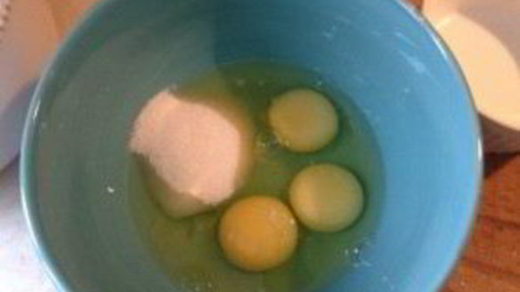 ШАГ 2. хворост на кефире пышный