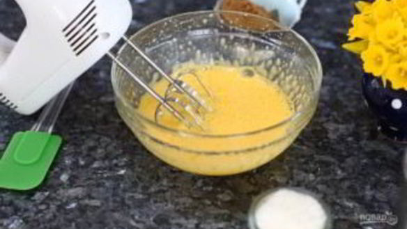 ШАГ 2. кокосово-медовый рулет