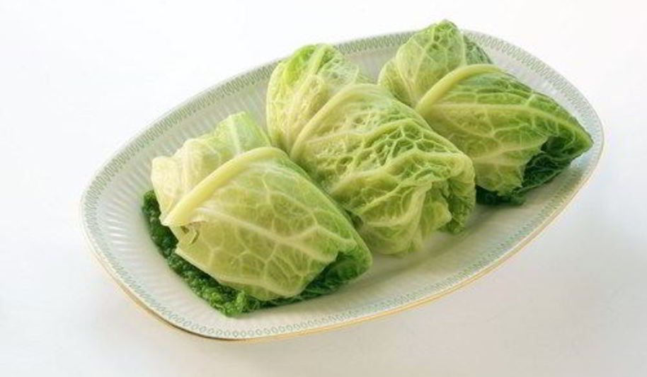 Рецепт конвертики из мангольда с начинкой из цукини, сыра и кедровых орешков