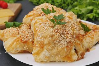 Конвертики из слоеного теста