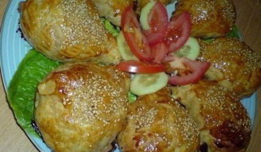 Рецепт куриные ножки в слоеном конвертике