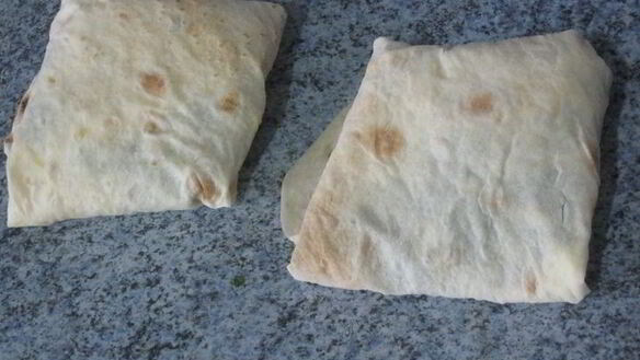 ШАГ 6. лаваш с сыром и зеленью