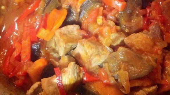 ШАГ 19. фасоль с овощами и мясом на пшеничной лепешке