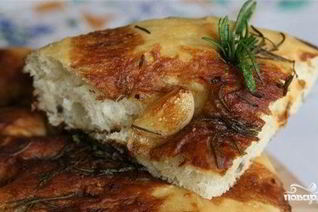 Фокачча с чесноком