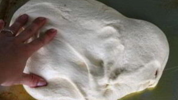 ШАГ 8. фокачча с маслинами и розмарином