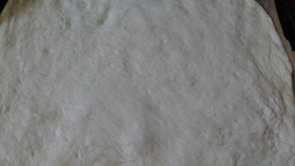 ШАГ 3. фокачча с розмарином и чесноком