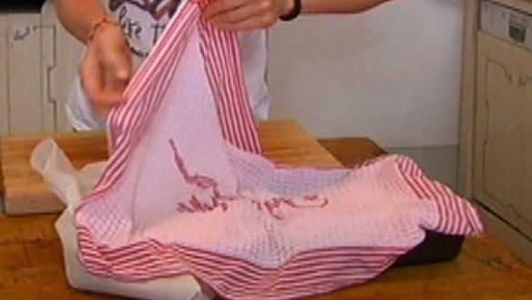 ШАГ 8. фокачча с вялеными помидорами