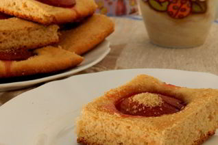 Фокачча со сливами