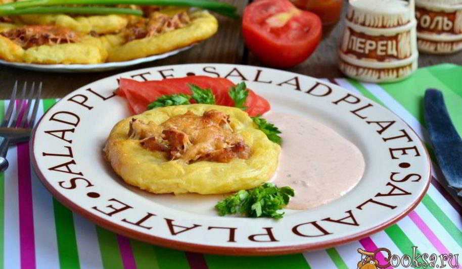 Рецепт картофельные лепешки с куриным фаршем и сыром