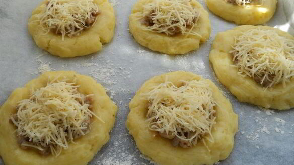 ШАГ 5. картофельные лепешки с куриным фаршем и сыром