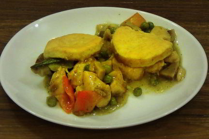 Куриное филе с лепешками