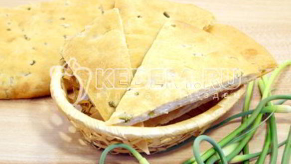 ШАГ 12. лепешка с чесночными стрелками сандра