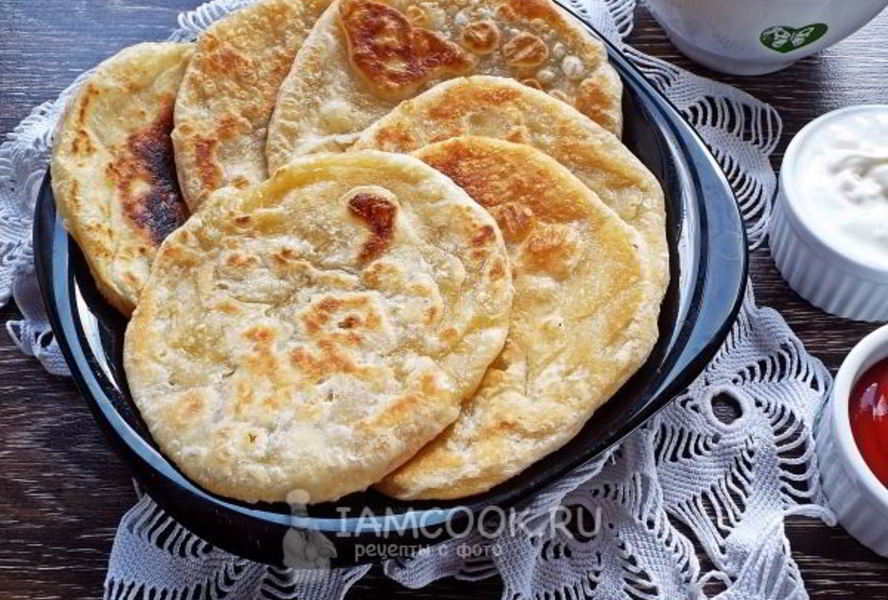 Лепешки без дрожжей на сковороде